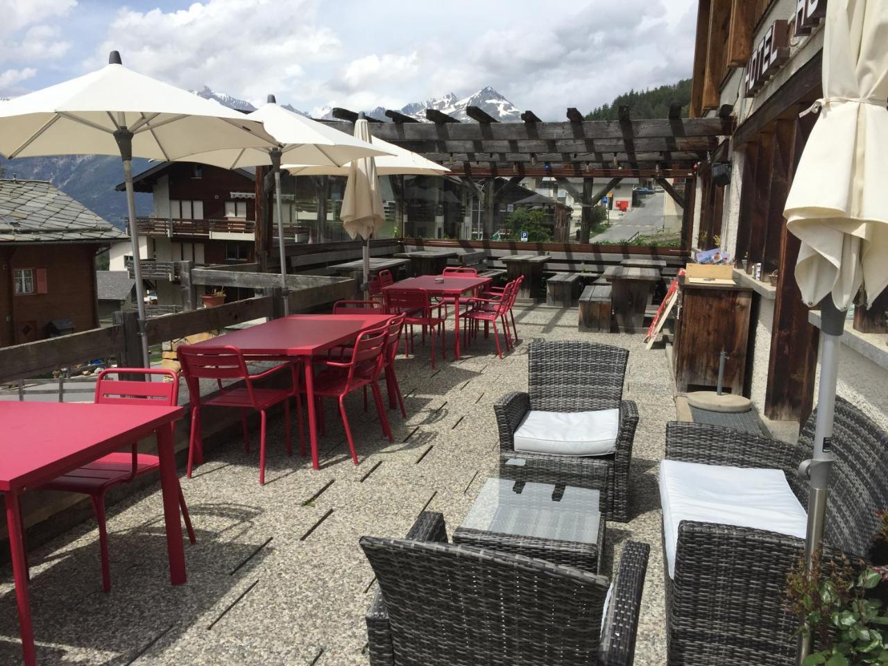Hotel Restaurant Rothorn Visperterminen Exterior foto